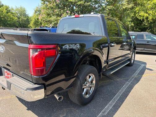 AGATE BLACK METALLIC 2025 Ford F-150 XLT