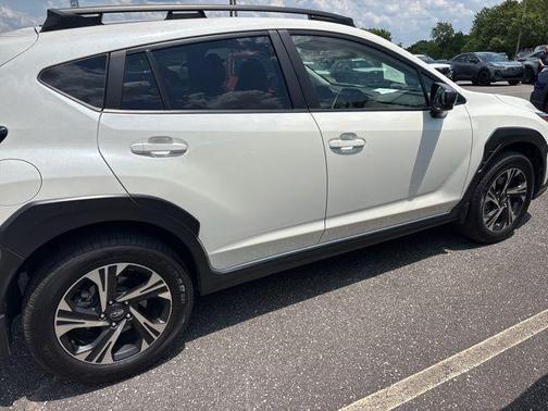 Crystal White Pearl 2024 Subaru Crosstrek Premium