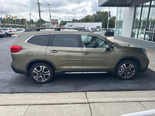 2023 Subaru Ascent Limited 8-Passenger