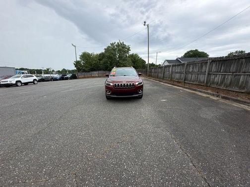 Velvet Red Pearlcoat 2019 Jeep Cherokee Limited