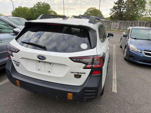 Crystal White Pearl 2024 Subaru Outback Wilderness
