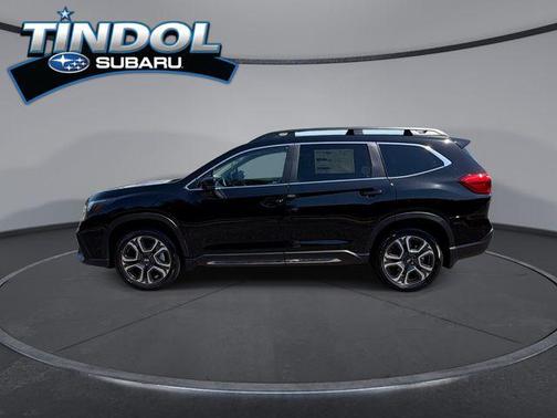 Crystal Black Silica 2026 Subaru Ascent Limited 7-Passenger