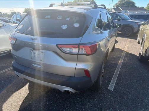 ICONIC SILVER 2021 Ford Escape SEL