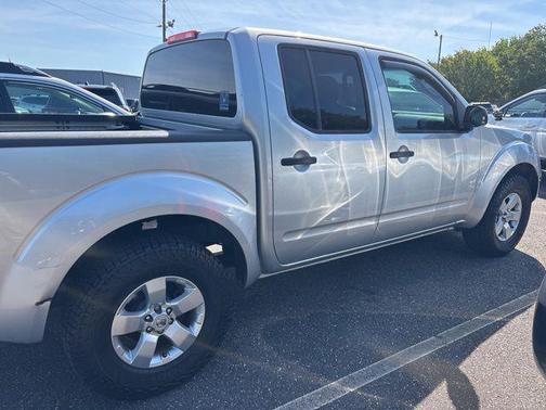 Radiant Silver 2009 Nissan Frontier SE Crew Cab