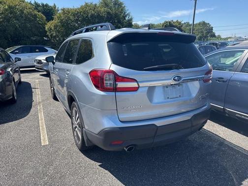 2022 Subaru Ascent Limited 8-Passenger