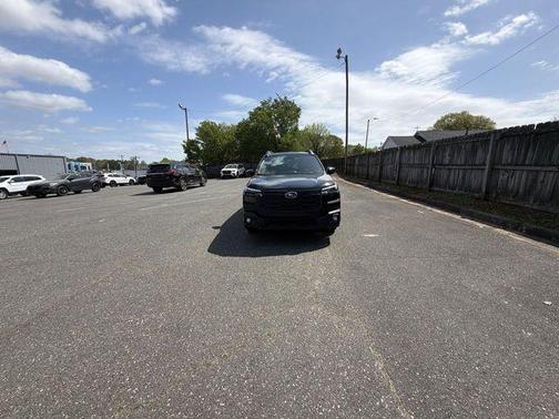 Crystal Black Silica 2026 Subaru Outback Limited