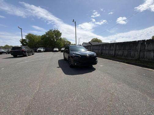 Crystal Black Silica 2026 Subaru Outback Limited