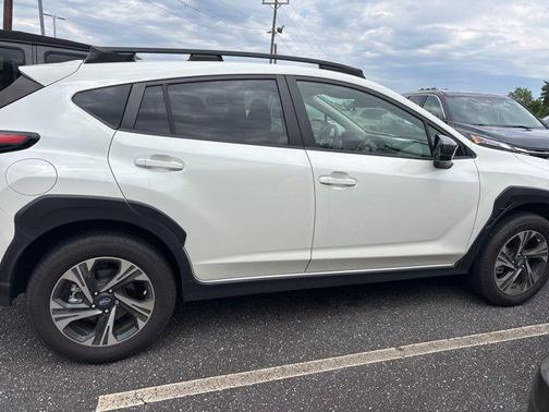 Crystal White Pearl 2024 Subaru Crosstrek Premium
