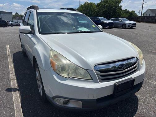 Satin White Pearl 2011 Subaru Outback 2.5 i Premium