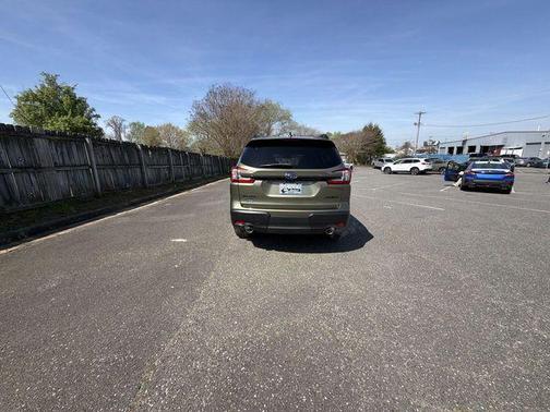 Autumn Green Metallic 2026 Subaru Ascent Premium 7-Passenger