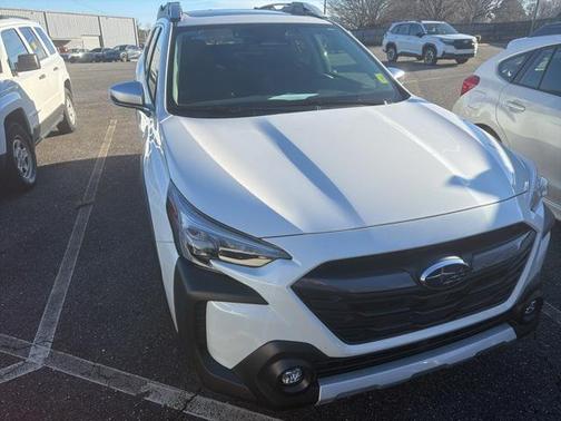 2025 Subaru Outback Touring XT