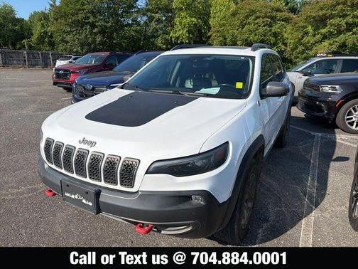 Bright White Clearcoat 2021 Jeep Cherokee Trailhawk