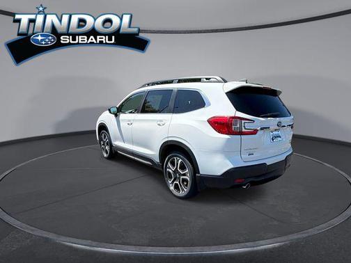 Crystal White Pearl 2026 Subaru Ascent Limited 8-Passenger