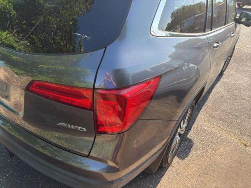Modern Steel Metallic 2016 Honda Pilot EX-L