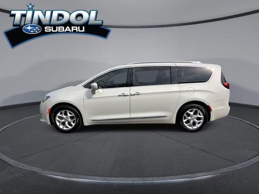 2020 Chrysler Pacifica Touring-L Plus