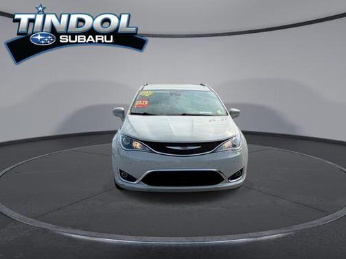 2020 Chrysler Pacifica Touring-L Plus