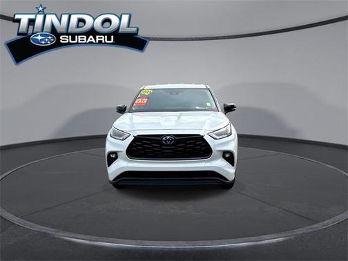 2024 Toyota Highlander Hybrid LE