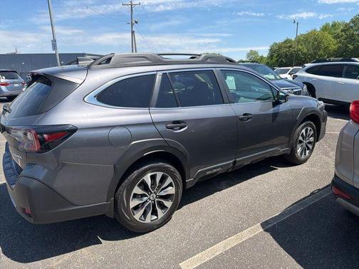 Magnetite Gray Metallic 2025 Subaru Outback Limited
