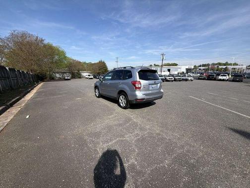Ice Silver Metallic 2015 Subaru Forester 2.5i Limited