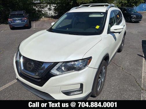 Pearl White 2018 Nissan Rogue SL