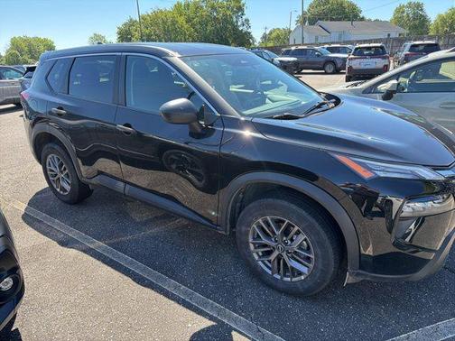 Super Black 2024 Nissan Rogue S