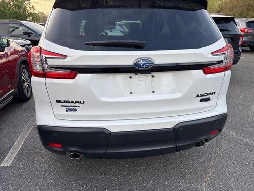 Crystal White Pearl 2023 Subaru Ascent Onyx Edition 7-Passenger
