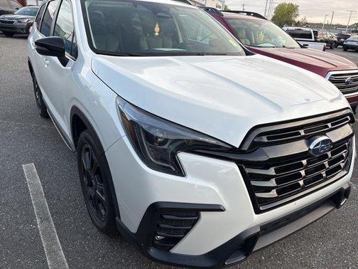 Crystal White Pearl 2023 Subaru Ascent Onyx Edition 7-Passenger