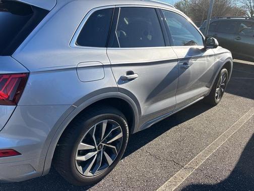 2023 Audi Q5 45 S line Premium Plus