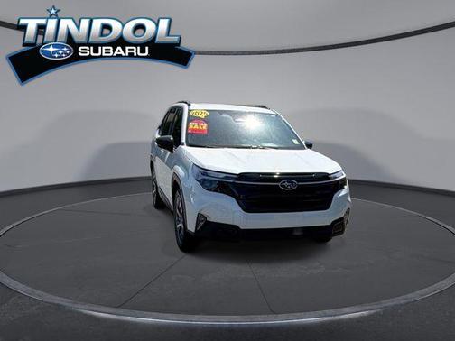 Crystal White Pearl 2025 Subaru Forester Touring