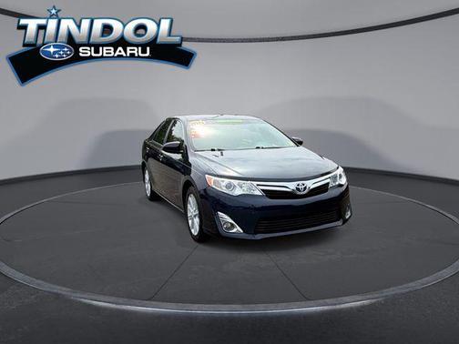 Parisian Night Pearl 2014 Toyota Camry XLE
