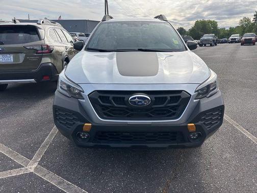 Ice Silver Metallic 2025 Subaru Outback Wilderness