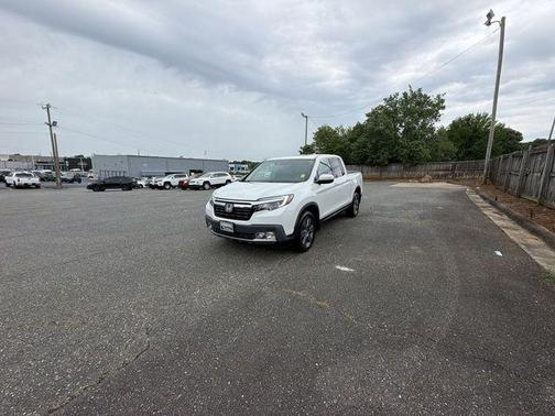 Platinum White Pearl 2020 Honda Ridgeline RTL-E