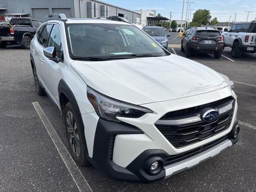 Crystal White Pearl 2023 Subaru Outback Touring XT