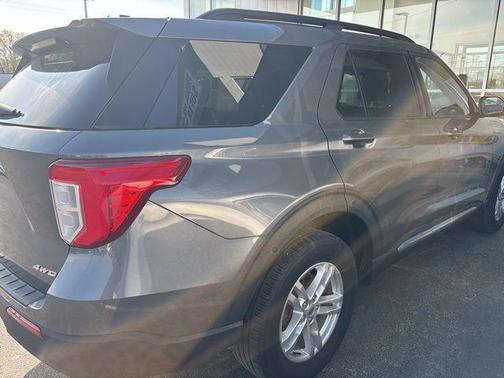 CARBONIZED GRAY METALLIC 2023 Ford Explorer XLT