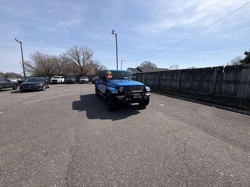 2021 Jeep Gladiator Sport