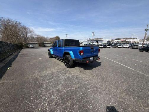 2021 Jeep Gladiator Sport