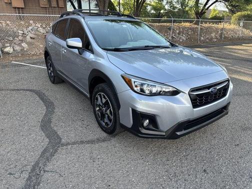 Ice Silver Metallic 2018 Subaru Crosstrek 2.0i Premium