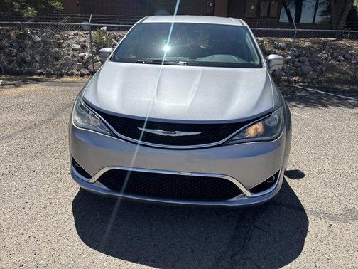 Billet Silver Metallic Clearcoat 2019 Chrysler Pacifica Touring Plus