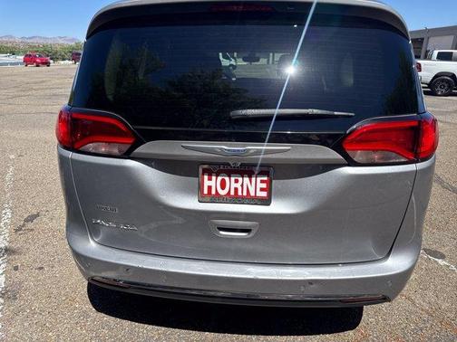 Billet Silver Metallic Clearcoat 2019 Chrysler Pacifica Touring Plus