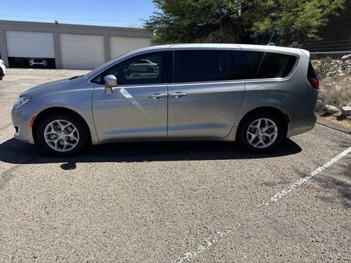 Billet Silver Metallic Clearcoat 2019 Chrysler Pacifica Touring Plus