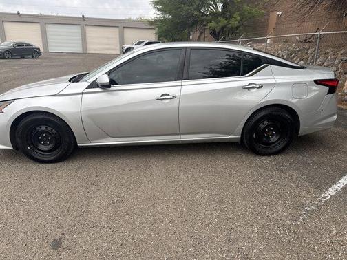 Silver 2022 Nissan Altima 2.5 S