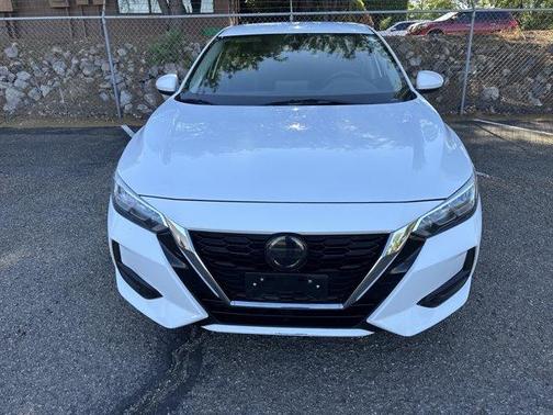 Cloud White 2023 Nissan Sentra SV