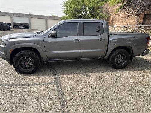 Gun Metallic 2024 Nissan Frontier SV