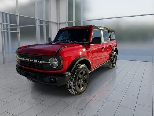 2023 Ford Bronco 