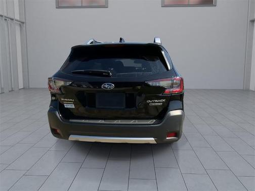 2025 Subaru Outback TOURING