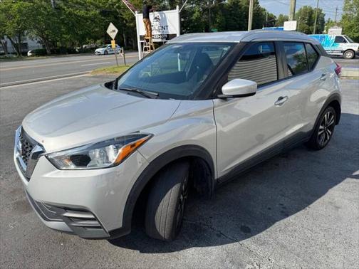 2020 Nissan Kicks SV