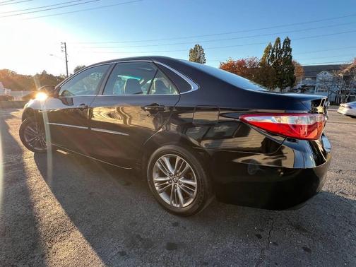 2016 Toyota Camry SE