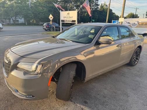 2019 Chrysler 300 S