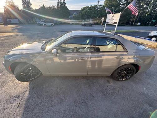 2019 Chrysler 300 S