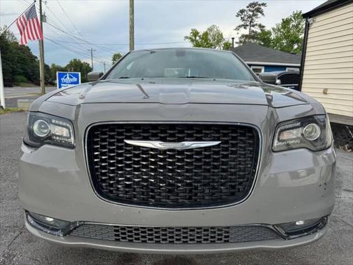 2019 Chrysler 300 S